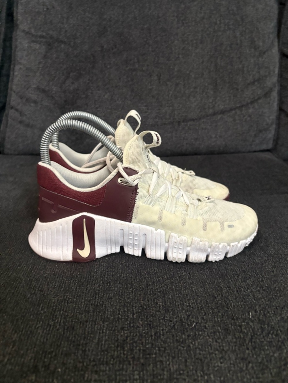 nike metcon 5 womens size 6.5 shoes white maroon athletic running sneakers